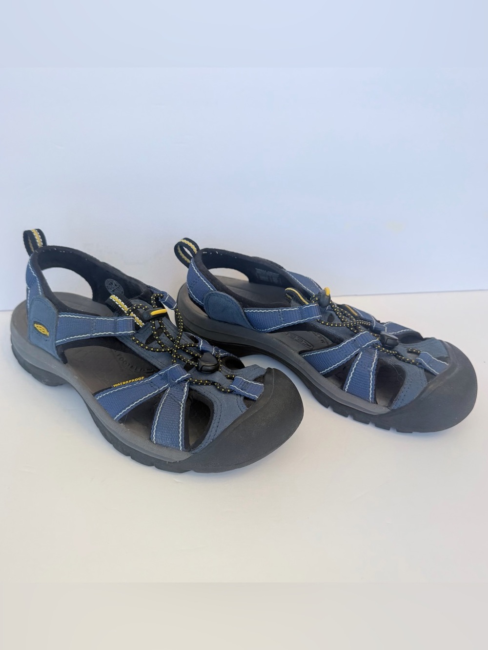 KEEN women’s Venice H2 blue Sandals hiking fishing trail, size 8 - Picture 2 of 8